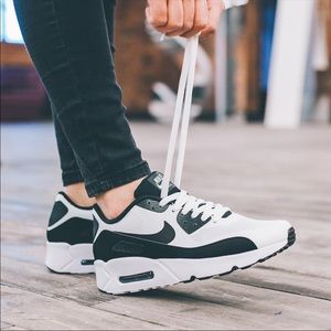 Nike Air Max 90 Ulta 2.0 White Black